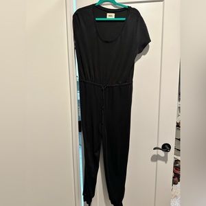 Super soft black, drawstring waist Madewell jogger jumpsuit